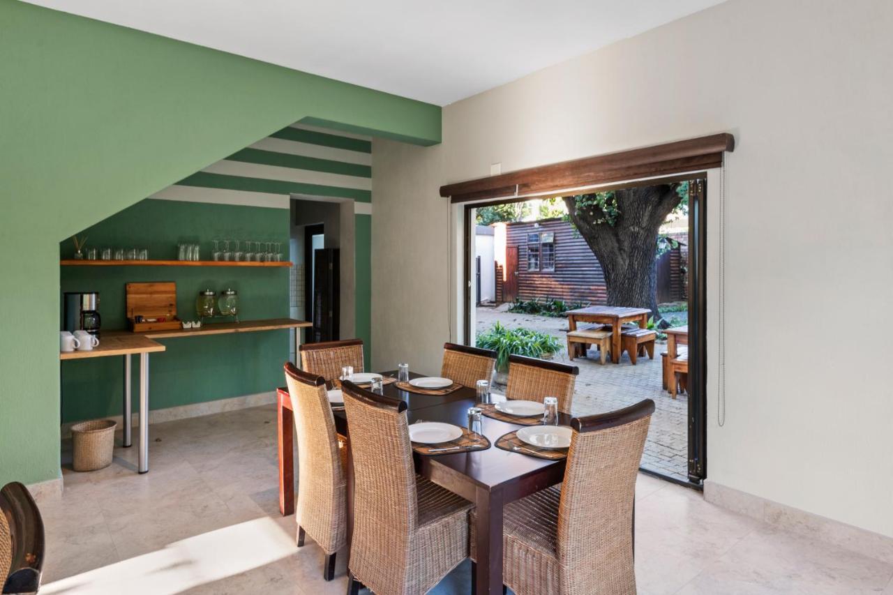 De Akker Guest House Bloemfontein Exterior photo
